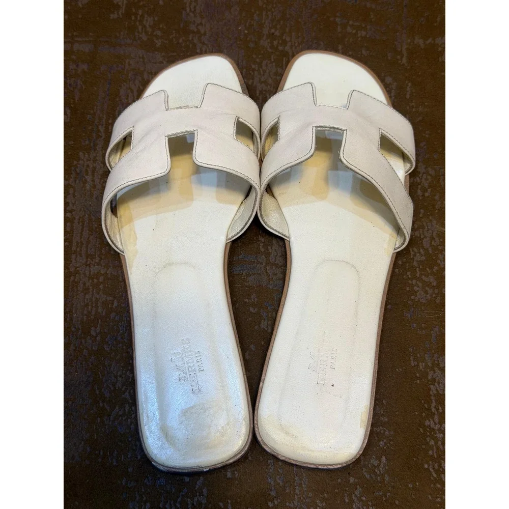 Hermes Oran Sandals Cream Epsom Leather H Cutout Flat Slides 41 Italy